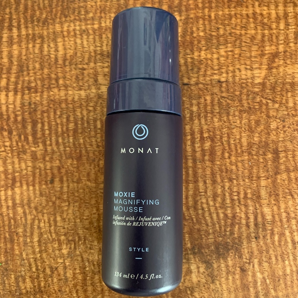 Monat Moxie Magnifying Mousse